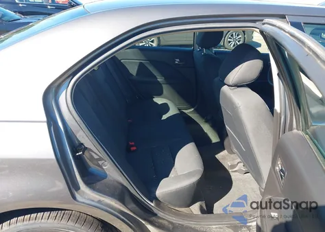 2012 Ford Fusion Se z USA, uszkodzony, nr VIN 3FAHP0HA2CR141240